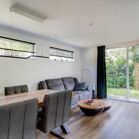 Mooi Voorzien Alle Gemakken Holiday home